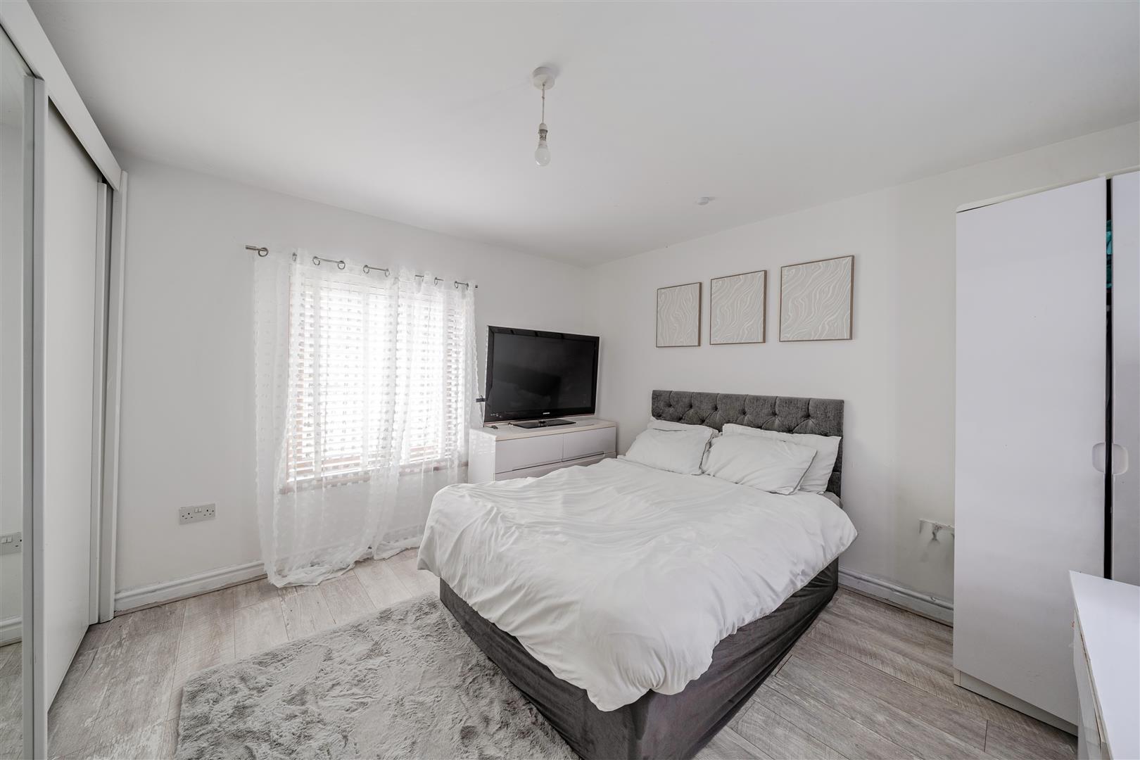 Hill Street, Mount Pleasant, Swansea, SA1 6XU